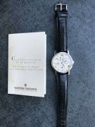 江诗丹顿（Vacheron Constantin）白金传承47200  金属质感立体银色盘面 动显、小三针、柳叶实金时分指针 蓝宝石透底自动机芯 背透顶级机芯打磨工艺  表径36MM  工价213000元  附件有保卡 