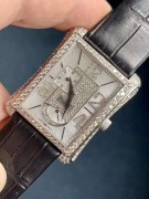 Piaget 伯爵 BLACK-TIE黑带系列  经典蛇腰设计贝母面  原钻满钻镶嵌盘面99新全套附件现货一只