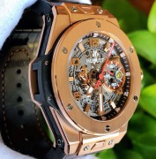 HUBLOT 宇舶法拉利全球限量500支 18K玫瑰金 全镂空 全自动机械 背透机芯 男士大表径45mm