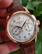 Patek Philippe 百达翡丽5170R-010 18K玫瑰金，手动机械计时男表，表径：39.5毫米，公价：610700元，