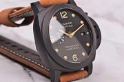 沛纳海 PANERAI 型号PAM00661 全部原装 防水300M。整表原始品相99新，附件有说明书，保修书