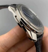 DE BETHUNE  瑞士独立制表品牌，48MM表径，18K白金表壳和表扣