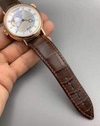 宝玑5717BR  18玫瑰金表壳和表扣  世界时间、GMT、日期和昼夜显示功能，全套附件齐全