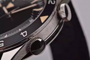 积家闹铃 JAEGER LECOULTRE 极限运动大师系列之深海传奇大三针闹铃型号：Q2028470 附件齐全