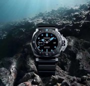 Panerai 沛纳海 潜水表，硬汉标配47mm大表径，自动机械，Carbotech碳纤维复合材质，旋转表圈，蓝宝石镜面，防水300米19年 试戴品