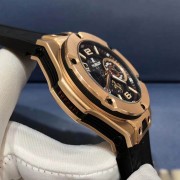 HUBLOT 宇舶 BIG BANG法拉利系列特别版402.OX.0138.WR  45盘镂空设计