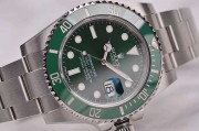 品牌：劳力士 ROLEX   系列： Submariner Green Dial Steel Men's Watch 绿水鬼   型号：116610LV 