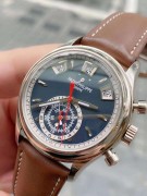 PATEK PHILIPPE  复杂功能时计系列5960/01G-001    自动机械  18k白金材质  40.5mm    深蓝色表盘  条钉、夜光涂层时标刻度显示