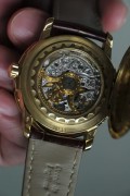 ​宝珀/Blancpain 领袖系列 自动机械男士腕表，18k黄金材质，38毫米表径，年历显示，将官底，手工雕花机芯，工艺及其精湛，专柜价40万左右 现在好价出