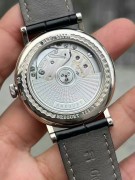 宝玑经典系列5177BB，附件如图证书齐全，表径38mm，18K白金材质，烤蓝针，大明火珐琅盘面，透底自动机械动力，公价224000元，好价5xxxx