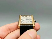 卡地亚/Cartier 坦克 W1560003 手动机械 18k玫瑰金 29.2x30毫米，单表无附件，专柜价194000我们好价6xxxx