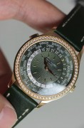 全新全套23年10月卡 百达翡丽/Patek Philippe 复杂功能时计系列 7130R-014 自动上弦机械机芯 玫瑰金 36mm 表径  专柜价 525700元，现在好价出