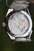 柜台展示品全套 帕玛强尼 PARMIGIANI TONDA  PFC905-1020001-100182 GMT 飞返两地时功能  独家专利  40mm表径  950铂金牙圈 18K金手工篆刻麦粒纹表盘 18k玫瑰金摆坨 设计流线完美服帖  工艺细节请放大图片看 原价24万 品牌热门款  专柜不打折 柜台展示品 未使用未拆表带 