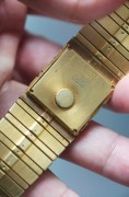 伯爵 PIAGET POLO 7131 C725 整表18K黄金原厂镶钻 原钻版本产量几十枚 目前国内流通就这一枚 整表重135克 原始品 18厘米腕周可拆卸表节调节长度 这枚腕表佩戴很舒适 今年新出的POLO金表几十万都一表难求 此款价值未来可期