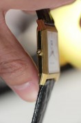 库存品全套附件 AP 爱彼 Audemars Piguet Edward ref.14835BA 18K黄金 宝玑字 教堂指针 设计有棱有角 表径38*29mm 手动机械，整表47.8克，库存品存放痕迹，表带都是原厂原装的没扣过，全套附件带1999年的销售发票。