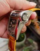 全球限量10枚布加迪 -18K白金  Parmigiani 帕玛强尼 PFH390  陀飞轮  机械男表，表径：42.2×57.7毫米，参考公价：225.8万，机械与时间的完美融合，布加迪联名款，动力储备 80小时，全球限量10枚，全套附件