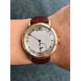 宝玑 Breguet   密底的后盖下拥有一颗著名的CAL.502 