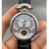 BOVET 播威表，44MM表径，18K金表壳和表扣  GMT功能，一表四用，全套附件齐全