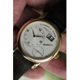 朗格LANGE 1  型号: 101.021，经典完美的38.5mm尺寸