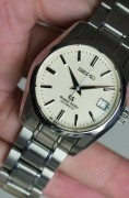 精工 Grand Seiko 自动机械表 奶酪色菱形格子纹修饰表盘 38mm表径 腕周19CM    壳型保持很好 全套附件齐全