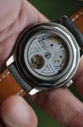 ¥138000 罗杰杜彼S37，单表，18K白金材质，低温珐琅盘，白金操兵刻度，表径37MM，RD初代无限量编号表款，机芯编号105，日内瓦印记，产量极其稀少