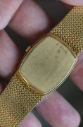 爱彼 AUDEMARS PIGUET AP 手动机械表 18K黄金黑面 32X28表径  全长188mm 扣起来178-185mm可调  整表87克多  原价很高  现在好价出  颜值这么高的贵金属链带表可遇不可求了