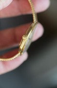 百达翡丽 3919J 18k黄金手工编织连体带 手动机械cal.215 PS机芯 动力44小时储备 日内瓦印记认证  巴黎钉饰表圈 尺寸34mm表径 罗马数字刻度 表带服帖舒适 全长19厘米 扣起来18-18.5可调  全原装完美品  整表近90克  类似款公价34万 这枚性价比很高