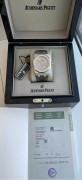 爱彼皇家橡树系列15315BC.OO.D005CR.01 全球限量100枚 白金材质 39mm 女皇杯限量 参考公价1050000 店内现货11年原始极品全套 好价 可遇不可求 