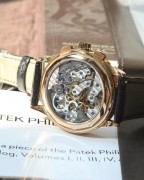 百达翡丽5170R-010玫瑰金黑面，原始品相，沉淀百年的独到美学；柳叶针+宝玑字，谁都可以做，但是最终呈现出的优雅效果，pp独一份儿。