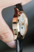 库存品未使用 全套带发票 积家大师 Q1552520 39MM 自动机械 18K玫瑰金 专柜定价179000元  原装表带未使用 赠送一副双面鳄鱼皮表带