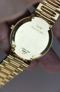 伯爵G0A09856  18k黄金 表径34mm 自动机械表  整表93克  表盘表盘原镶钻石  腕周190mm以内任意调节  类似款原价60万左右 这款钻石更大  全原装现货好价出