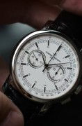江诗丹顿传袭系列47192G，18K白金材质，表径42mm，银白色表盘，计时功能，透底手动机械，拉玛尼亚机芯，全原装99新，公价392000，现货好价