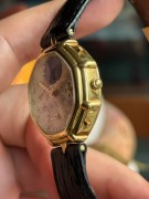 尊达大师经典作品，八角万年历，18K黄金材质，青金石当头月，表径31MM，原装折叠扣，自动机械，单表，价格很给力！