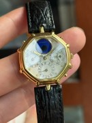 尊达大师经典作品，八角万年历，18K黄金材质，青金石当头月，表径31MM，原装折叠扣，自动机械，单表，价格很给力！