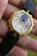 Gerald gents 尊达大师经典作品，八角型自动机械万年历，18K黄金材质，青金石当头月，多边形切割镜面，3到9点位表径31mm，相当圆形33mm表径，原装折叠扣，原始品98单表，原厂原装表带，价格很给力！