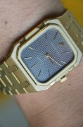 国内唯一最大号 爱彼皇家橡树 Jumbo 6005BA Audemars Piguet Royal Oak Jumbo Square 6005BA 表径41X32mm 整表148克 腕周185mm以上 大号全金带的国内唯一流通 从业十几年没见谁卖过 产量非常少