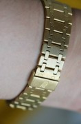 国内唯一最大号 爱彼皇家橡树 Jumbo 6005BA Audemars Piguet Royal Oak Jumbo Square 6005BA 表径41X32mm 整表148克 腕周185mm以上 大号全金带的国内唯一流通 从业十几年没见谁卖过 产量非常少