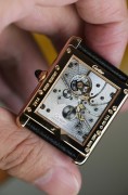 全套附件 Cartier CPCP W1551451 卡地亚坦克 CPCP 巴黎私人珍藏 巴黎工坊 Tank Louis Cartier W1551451 大号尺寸 9701MC机芯 产量特别少 几十枚百来枚吧 目前全国唯一一枚在流通