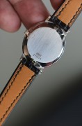 伯爵 PIAGET 女表 18K白金 手动机械 玛瑙面 钻时刻度 表径27X24mm 上手很优雅