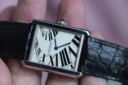 卡地亚 钢琴面 Cartier solo ref. 3169  27x35mm的大号尺寸 石英机芯
