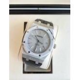 爱彼皇家橡树系列15315BC.OO.D005CR.01 全球限量100枚 白金材质 39mm 女皇杯限量 参考公价1050000 店内现货11年原始极品全套 好价 可遇不可求 